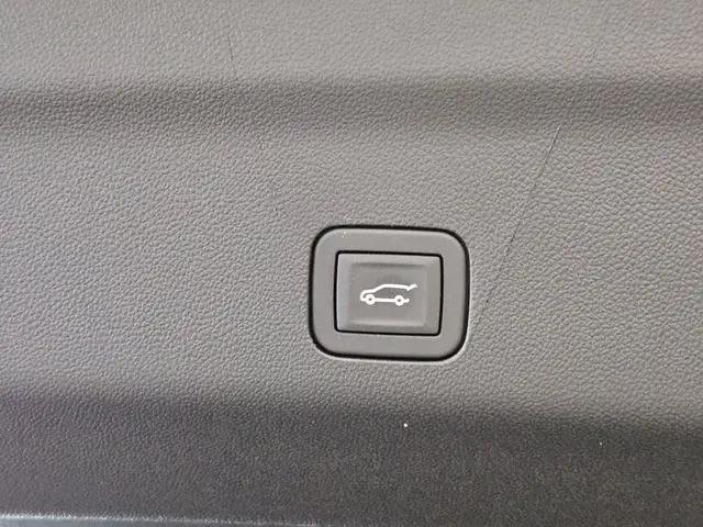2026 GMC Yukon 4WD Denali