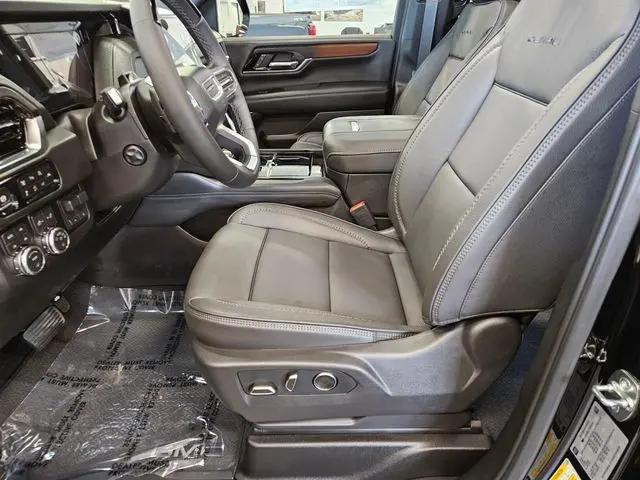2026 GMC Yukon 4WD Denali