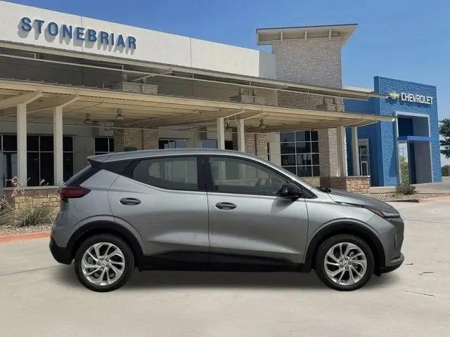 2027 Chevrolet Bolt LT FWD