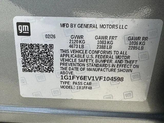 2027 Chevrolet Bolt LT FWD