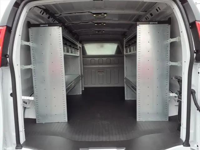2026 Chevrolet Express Cargo Van 2500 Regular Wheelbase, WT, RWD