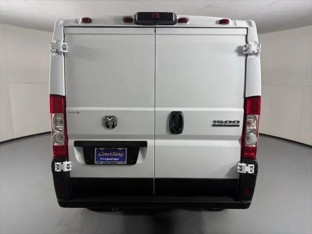 2026 Ram ProMaster Cargo Van Tradesman Low Roof 118" WB w/Pass Seat