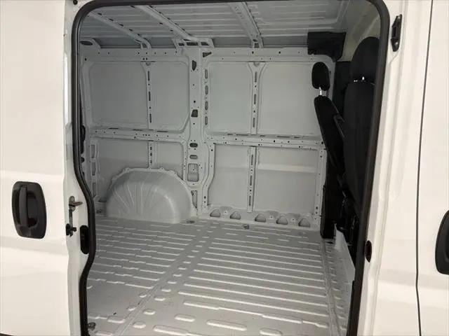 2026 Ram ProMaster Cargo Van Tradesman Low Roof 118" WB w/Pass Seat