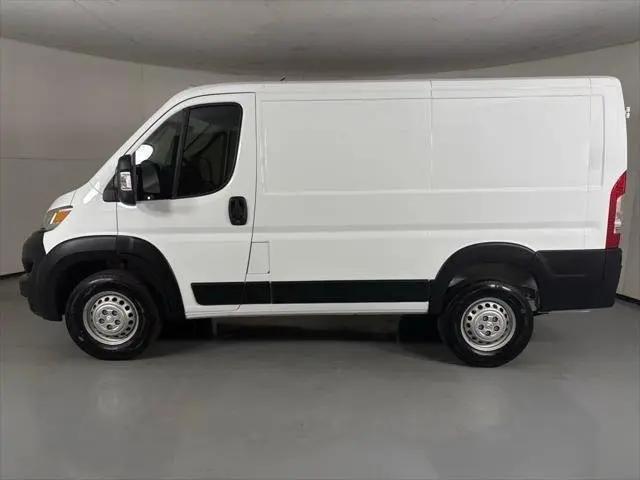 2026 Ram ProMaster Cargo Van Tradesman Low Roof 118" WB w/Pass Seat