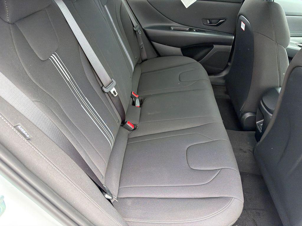 New 2026 White HYUNDAI SEL Sport image 16