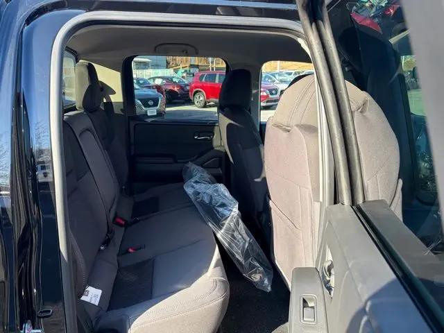 2026 Nissan Frontier Crew Cab SV 4x4
