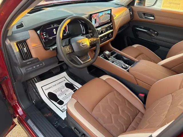 2026 Nissan Pathfinder Platinum