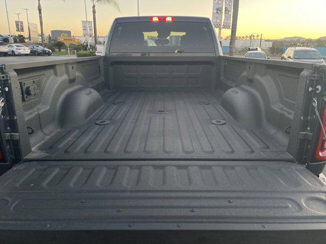 2026 Ram 3500 Big Horn Crew Cab 4x4 8 Box