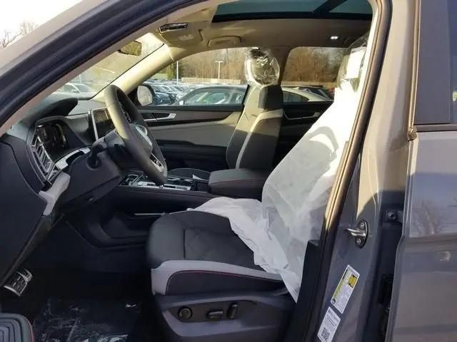 2026 Volkswagen Atlas Peak Edition