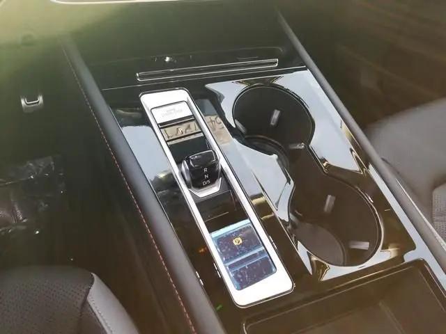 2026 Volkswagen Atlas Peak Edition