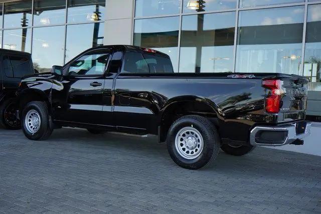 2026 Chevrolet Silverado 1500 4WD Regular Cab Long Bed WT