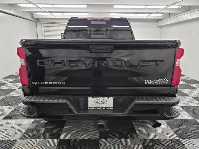 2022 Chevrolet Silverado 2500HD 4WD Crew Cab Standard Bed High Country