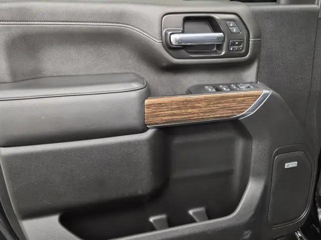 2022 Chevrolet Silverado 2500HD 4WD Crew Cab Standard Bed High Country