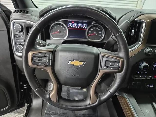 2022 Chevrolet Silverado 2500HD 4WD Crew Cab Standard Bed High Country