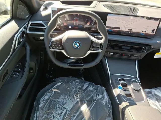 2026 BMW i4 xDrive40