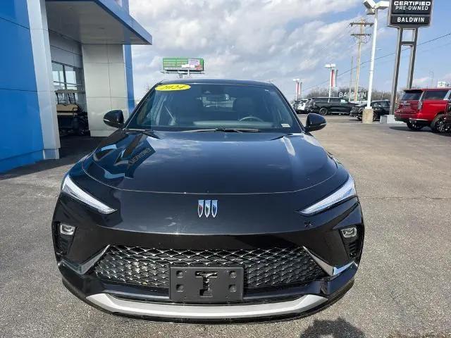 2024 Buick NV Avenir FWD