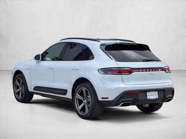 2025 Porsche Macan Macan