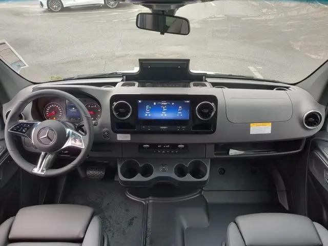 2026 Mercedes-Benz Sprinter 3500 High Roof 4-Cyl Diesel HO