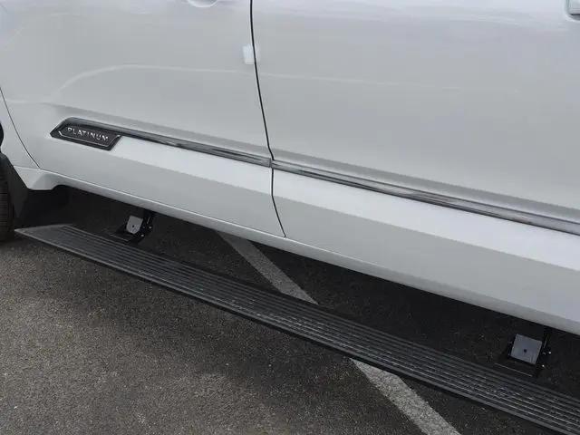 2026 Toyota Tundra Platinum CrewMax 5.5' Bed