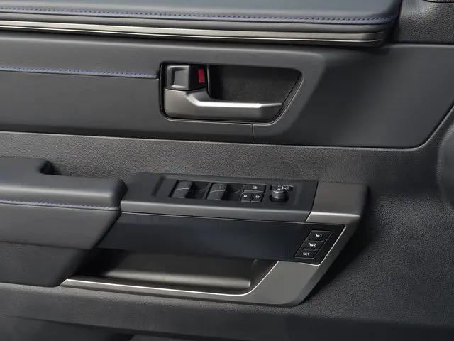 2026 Toyota Tundra Platinum CrewMax 5.5' Bed