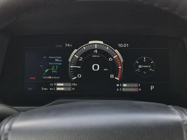 2026 Toyota Tundra Platinum CrewMax 5.5' Bed