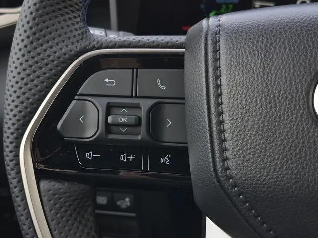 2026 Toyota Tundra Platinum CrewMax 5.5' Bed