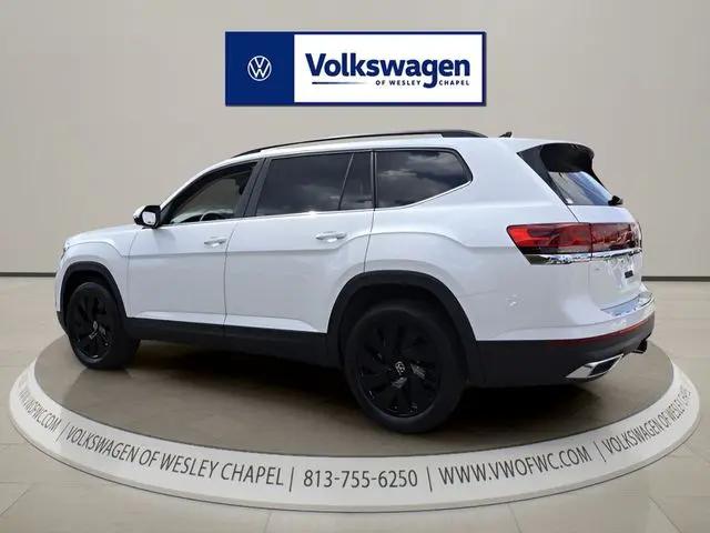 2026 Volkswagen Atlas SE with Technology