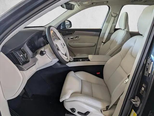 2026 Volvo XC90 Plug-In Hybrid Ultra, T8 AWD, Electric/Gasoline, Bright, 7 Seats