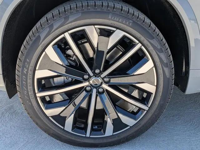 2026 Volvo XC90 Plug-In Hybrid Ultra, T8 AWD, Electric/Gasoline, Bright, 7 Seats