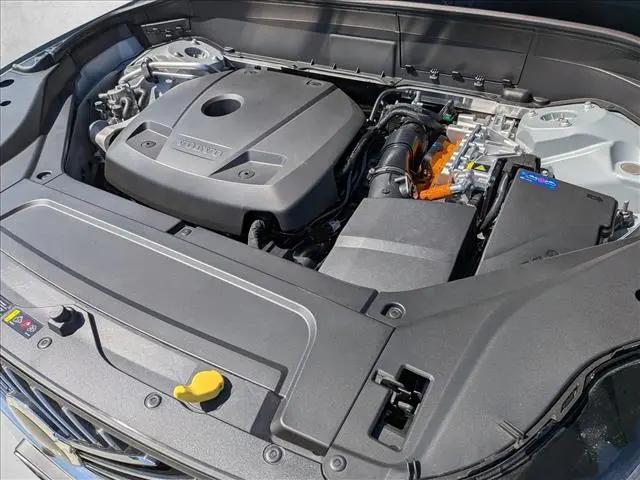 2026 Volvo XC90 Plug-In Hybrid Ultra, T8 AWD, Electric/Gasoline, Bright, 7 Seats