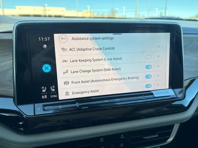 2026 Volkswagen Atlas SE with Technology