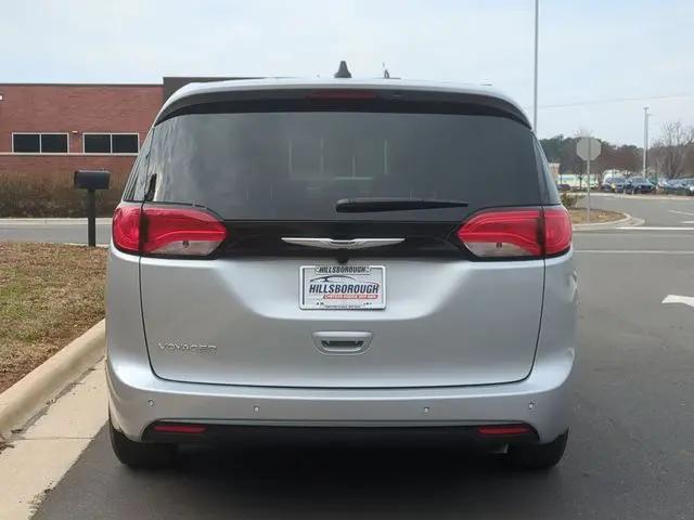 2026 Chrysler Voyager LX