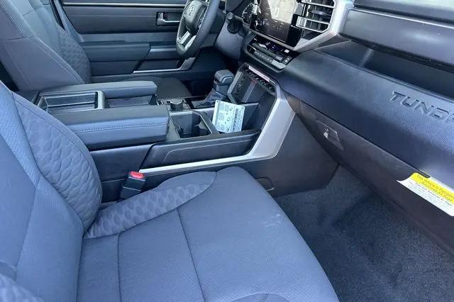 2026 Toyota Tundra SR5 CrewMax 5.5' Bed