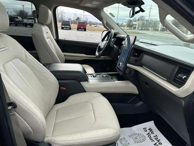 2023 Ford Expedition Platinum
