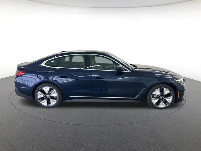 2026 BMW i4 xDrive40