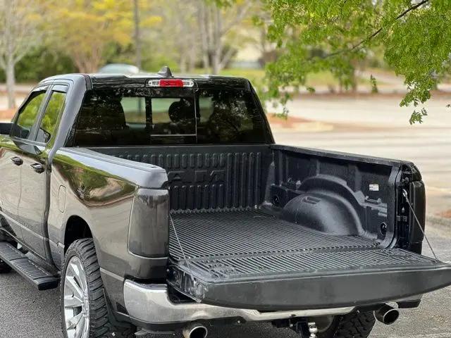 2022 Ram 1500 Big Horn Quad Cab 4x4 6'4" Box