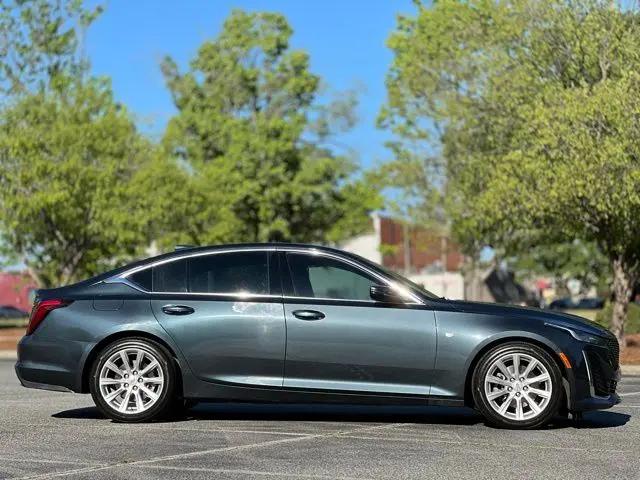 2022 Cadillac CT5 Luxury