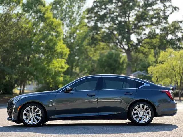 2022 Cadillac CT5 Luxury