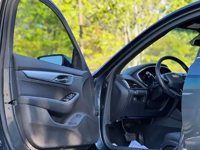 2022 Cadillac CT5 Luxury