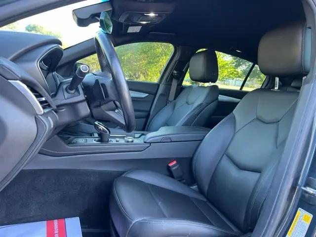 2022 Cadillac CT5 Luxury