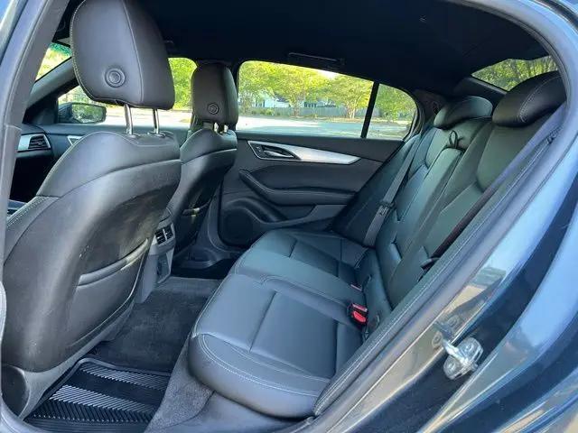 2022 Cadillac CT5 Luxury