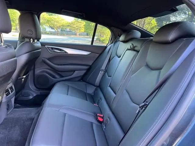 2022 Cadillac CT5 Luxury