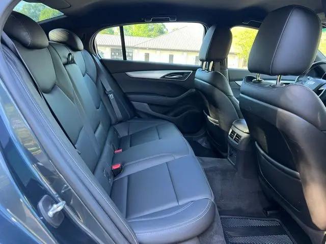 2022 Cadillac CT5 Luxury