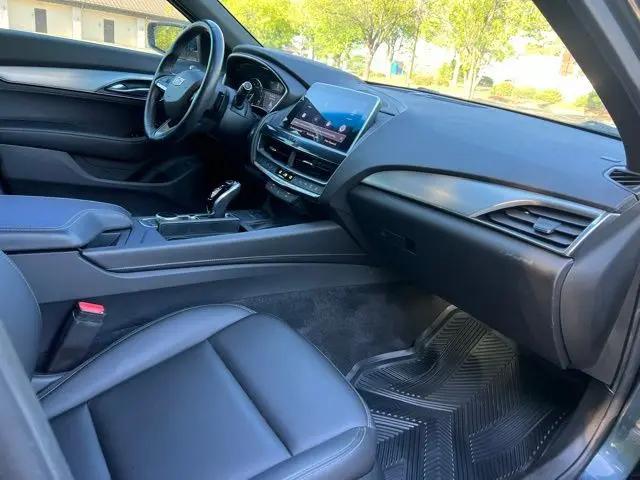 2022 Cadillac CT5 Luxury