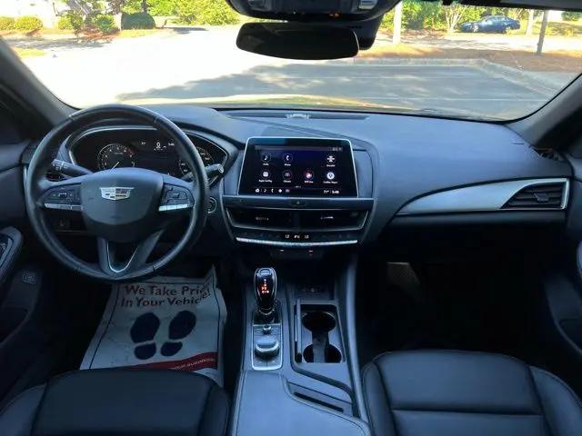 2022 Cadillac CT5 Luxury