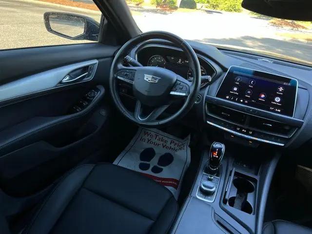 2022 Cadillac CT5 Luxury