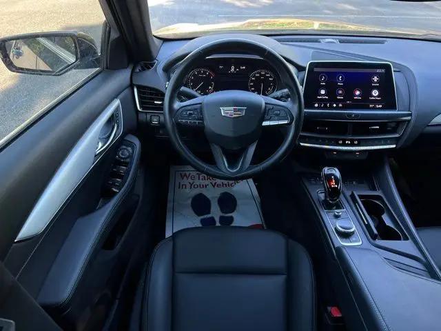2022 Cadillac CT5 Luxury