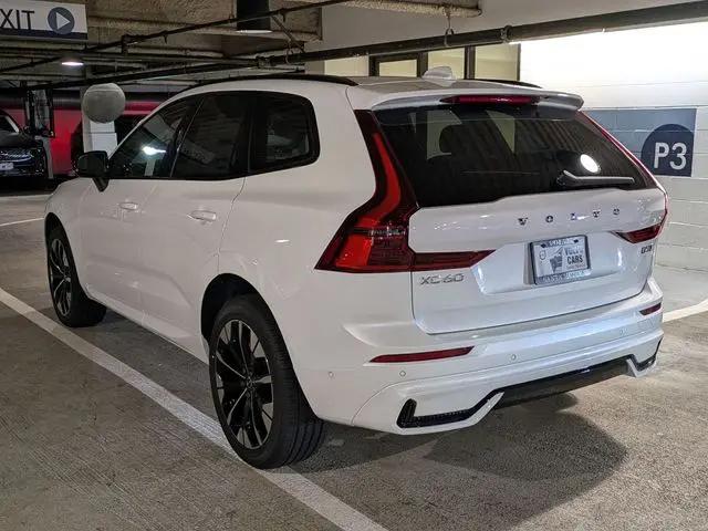2026 Volvo XC60 B5 Plus