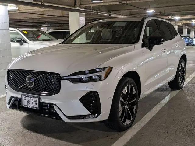 2026 Volvo XC60 B5 Plus