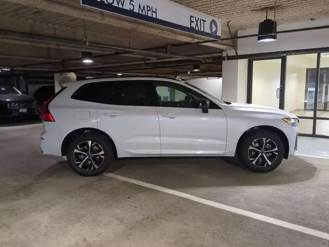 2026 Volvo XC60 B5 Core